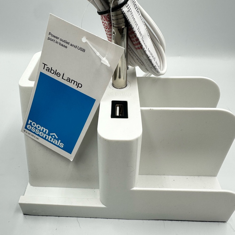 Room Essentials Organizer Task Lamp White With USB Port (Incl LED Light Bulb) - Picture 2 of 7